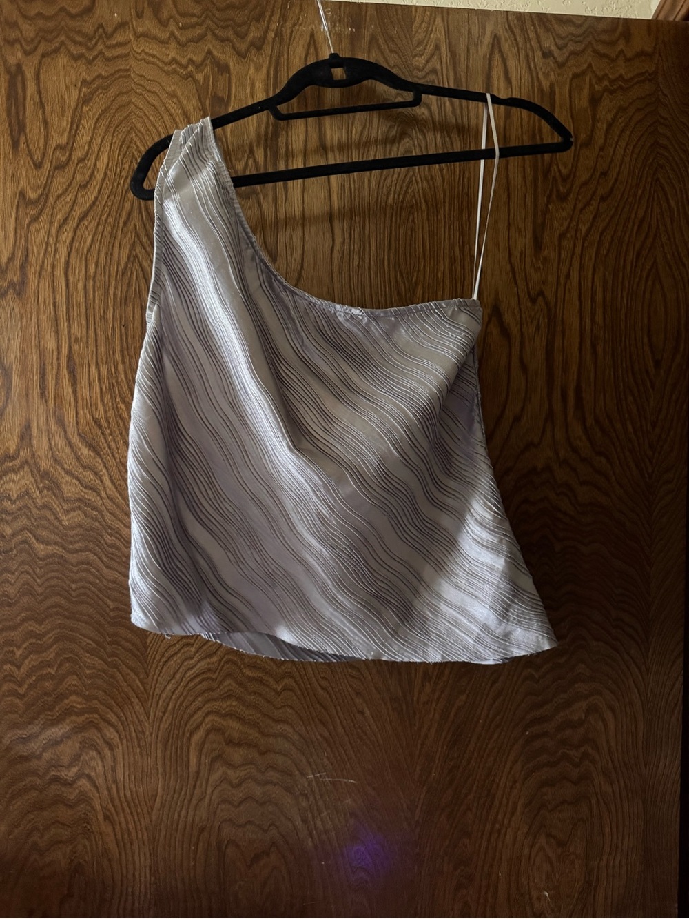 Urban Outfitters White One-Shoulder Strappy Camisole with Subtle Gray Waves